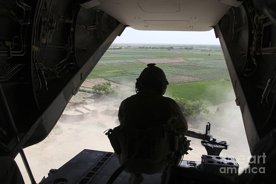 do all 15t mos become door gunners do all 15t mos become door gunners