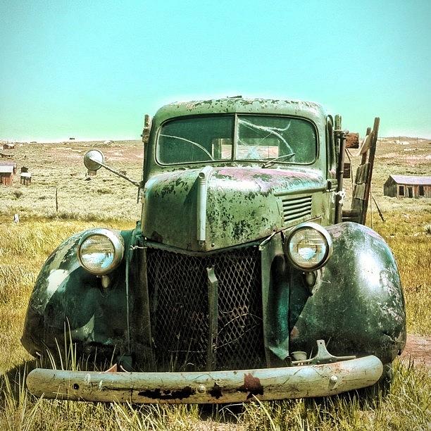 Vintage Photograph - A Vintage Car Find In Bodie California by Leo Huerta