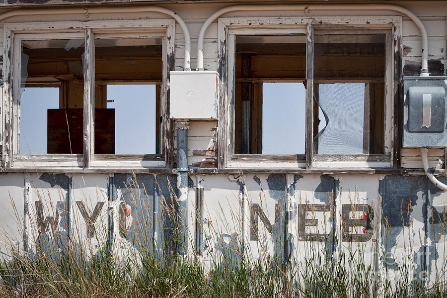 Abandoned on State Line Photograph by Lawrence Burry