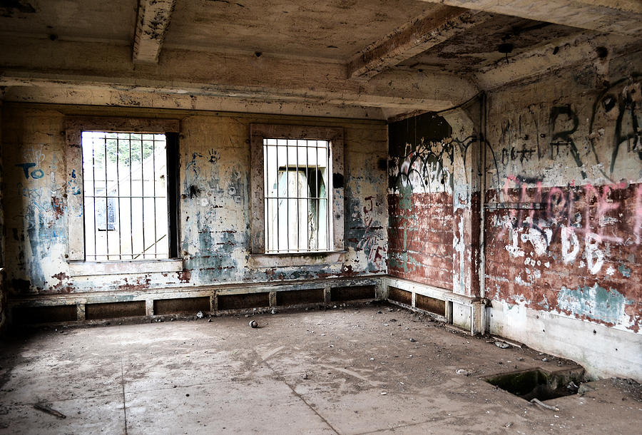 Abandoned Room Photograph by Matt Hanson