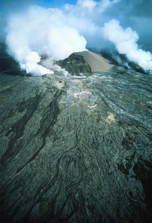 Aerial View Of Pu'u O'o Vent Of Kilauea Volcano Photograph by G. Brad Lewis