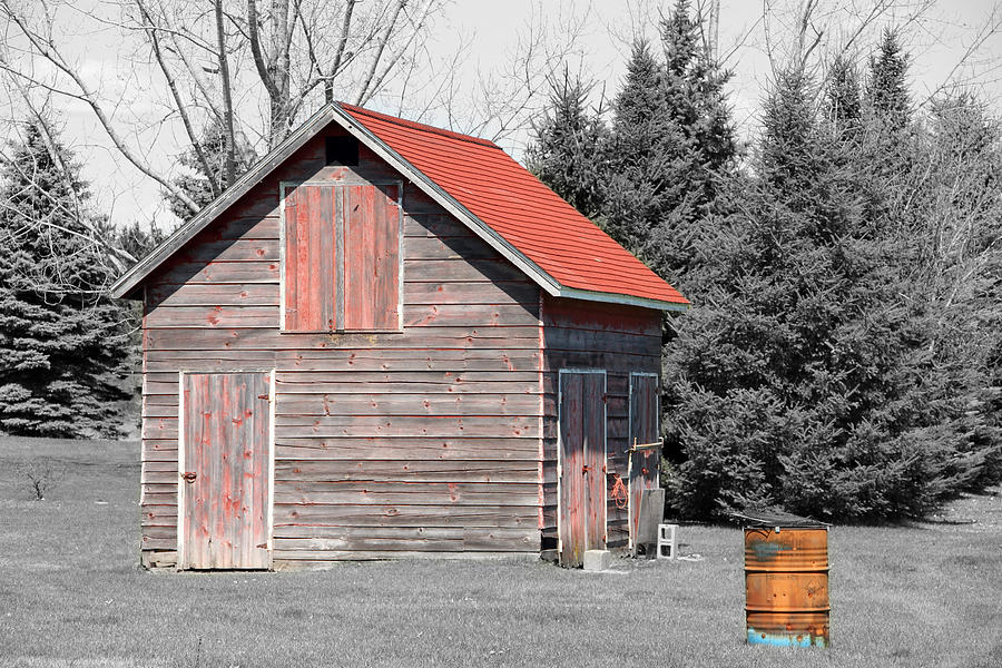 Aging Shed and Barrel Photograph by Mark J Seefeldt