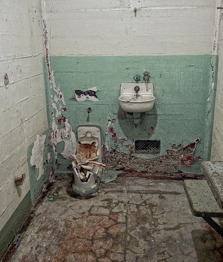 alcatraz vandalized cell daniel hagerman