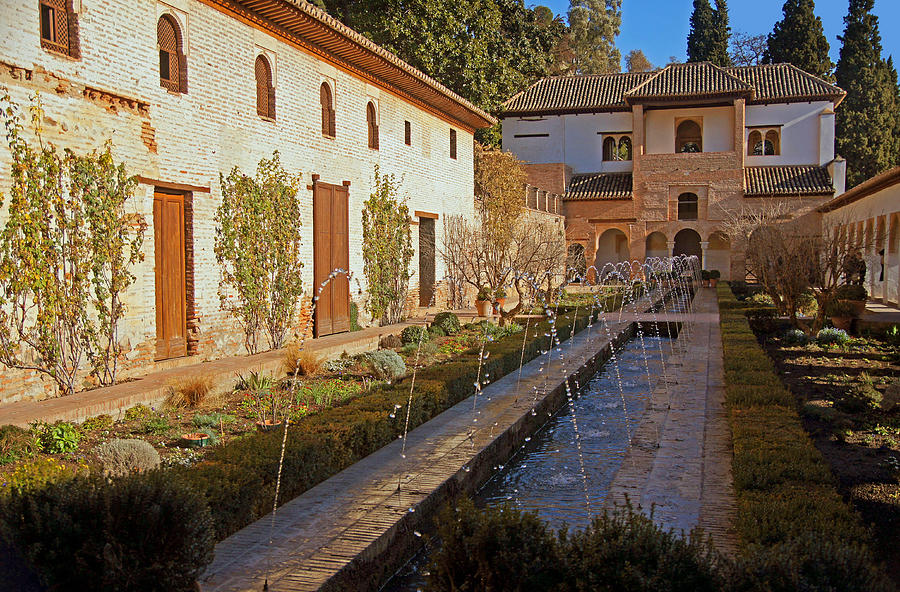 Alhambra - Casa  de los Amigos Photograph by Rod Jones