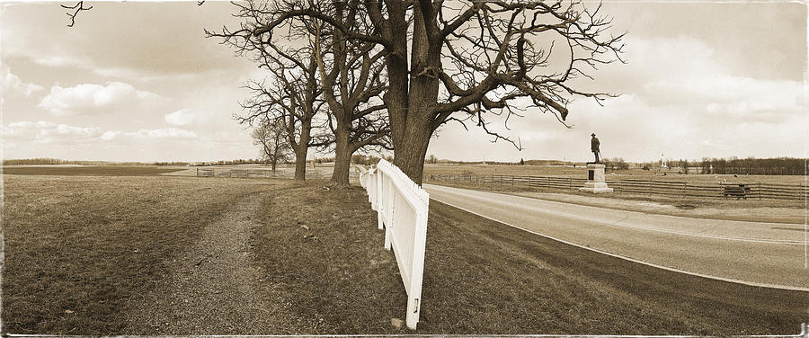 Along Emmitsburg Road Gettysburg Photograph by Jan W Faul