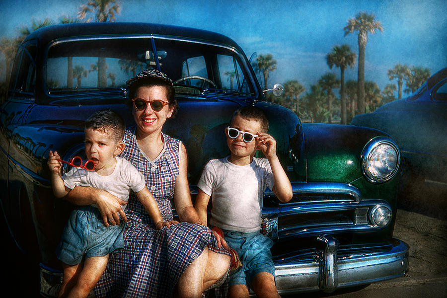 Americana - Car - The classic American vacation Photograph by Mike Savad