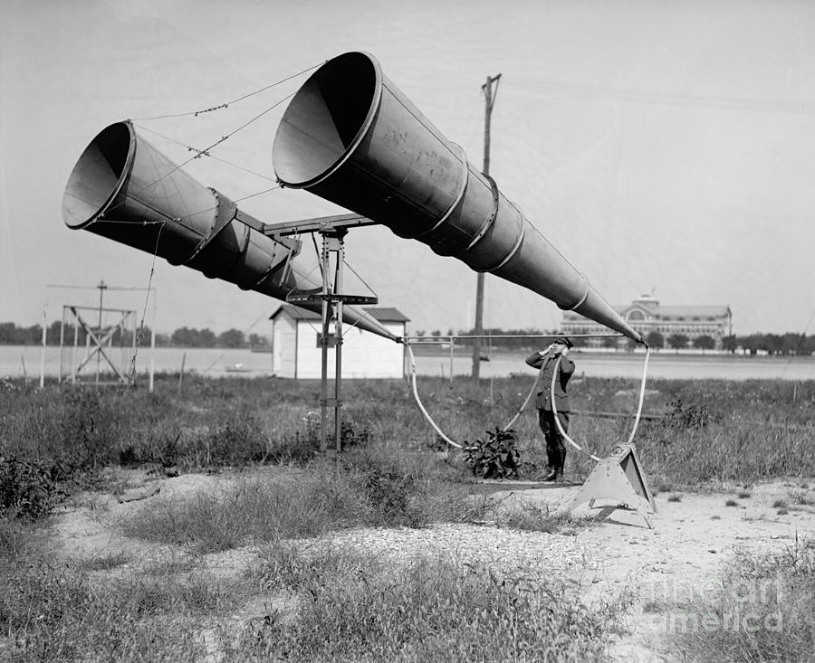 1921 Photograph - Amplifiers, Bolling Field by Photo Researchers
