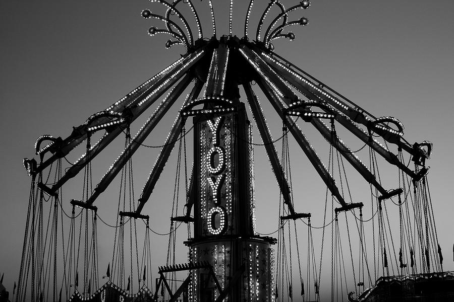 Amusement Ride Photograph by Richard Lestage