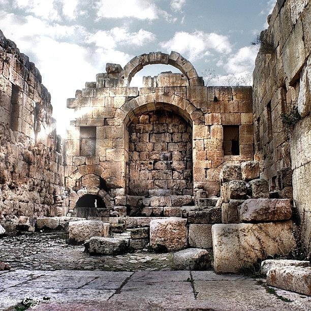Gmy Photograph - Ancient Roman Ruins In Jerash Jordan by Jane Emily