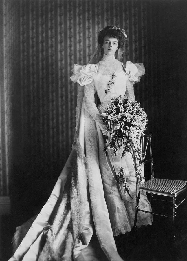 Anna Eleanor Roosevelt Photograph by Granger