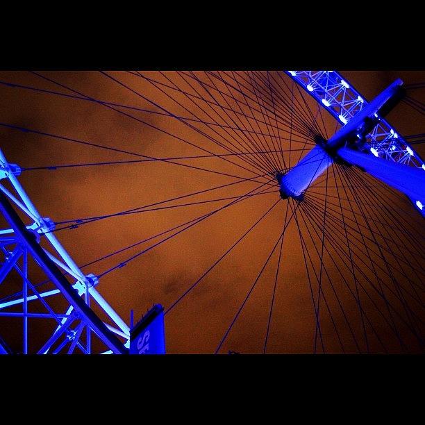 Rose Photograph - Another Angle Of London Eye By My Lens by Ahmed Oujan