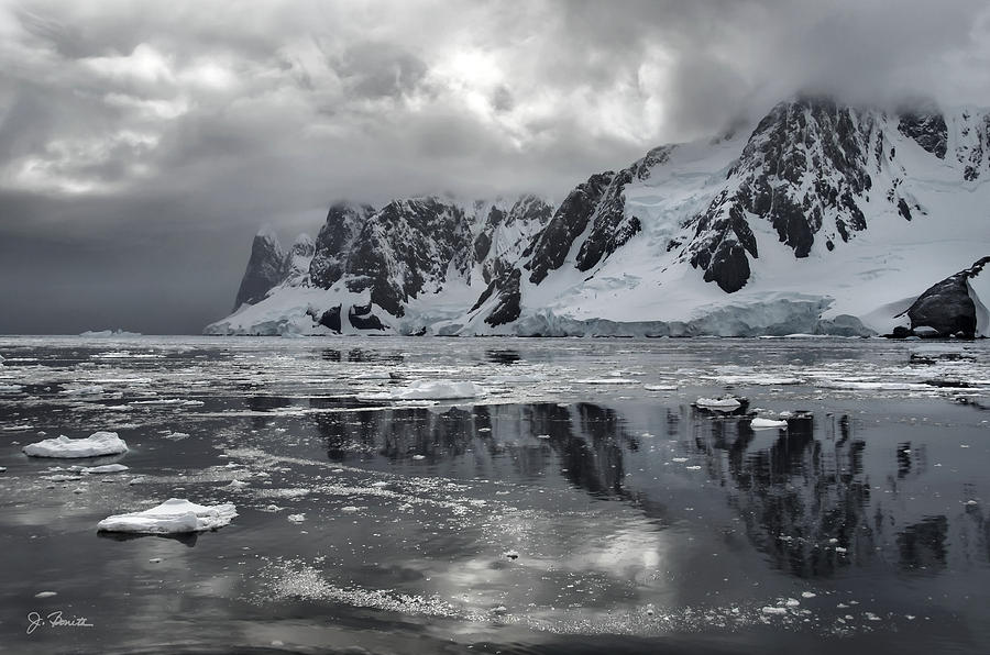 Antarctic No. 5 Photograph by Joe Bonita