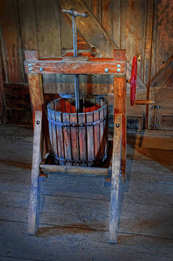 Apple Photograph - Antique Apple Press by Dave Mills