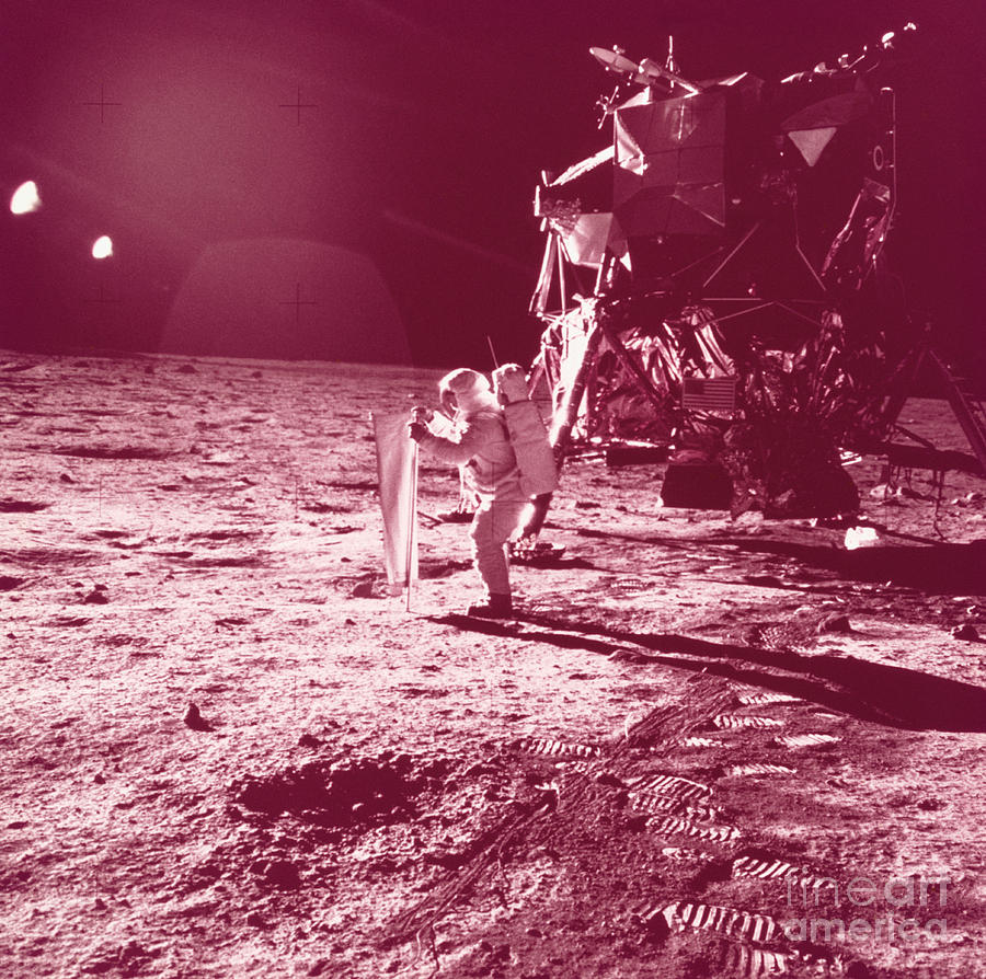 Apollo 11 Moon Landing Photograph by Science Source