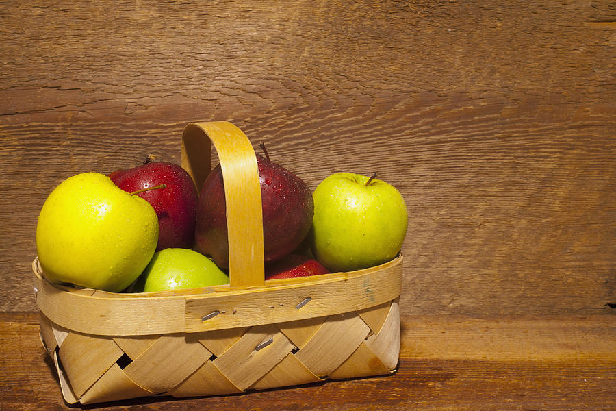 Apple Photograph - Apples In A Basket Waterloo Quebec by David Chapman