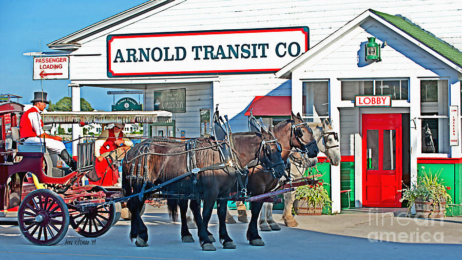 Arnold Transit Co Mackinac Island Michigan Photograph by Anne Kitzman