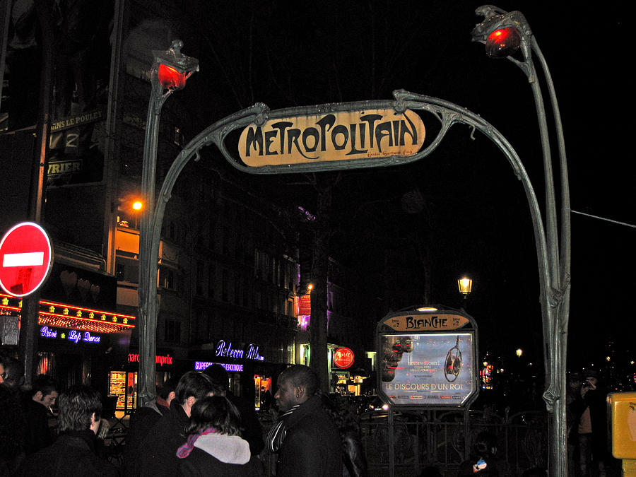 Art nouveau Metro sign Photograph by Rod Jones