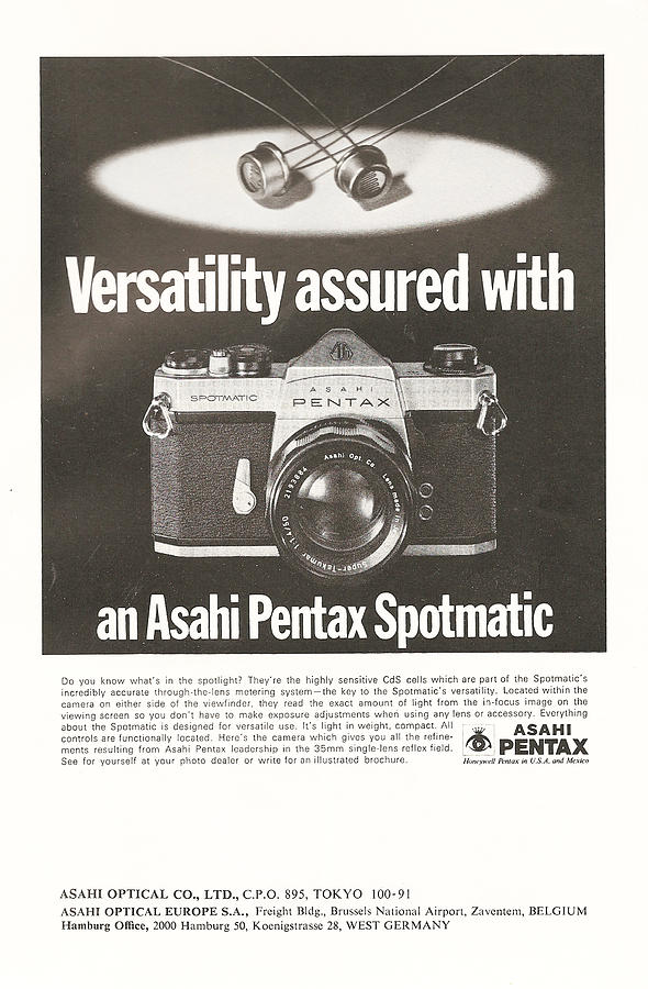 Asahi Pentax Spotmatic Digital Art by Georgia Clare