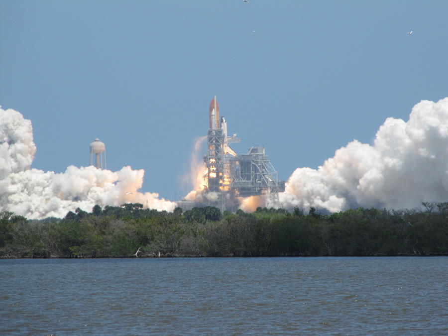 Atlantis Lift Off Photograph by Keith Stokes
