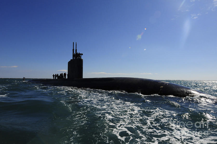 Attack Submarine Uss Scranton Pulls Photograph by Stocktrek Images
