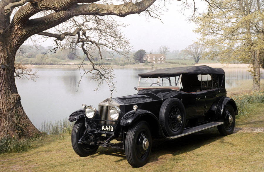 Auto: Rolls-royce, 1925 Photograph by Granger