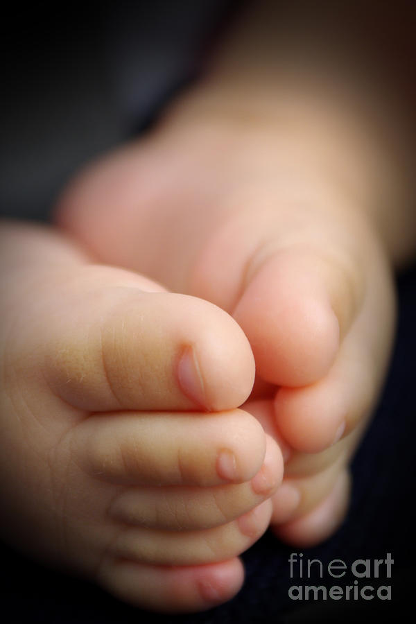 Nail Photograph - Baby feet by Carlos Caetano