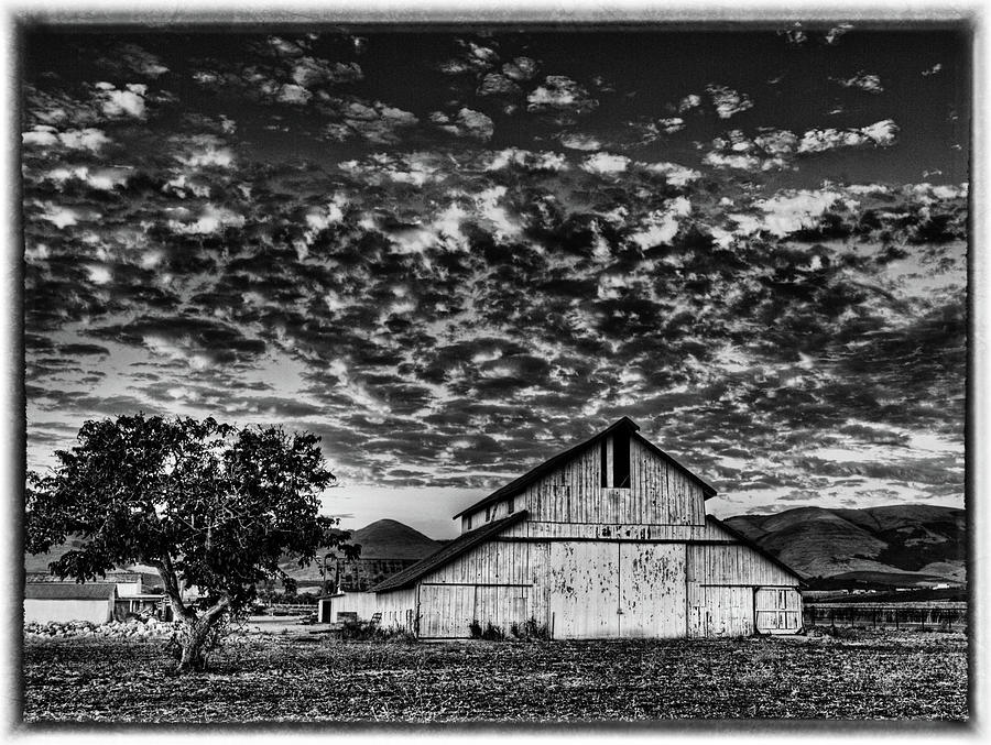 Barn at Sunset Photograph by Beth Sargent