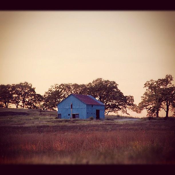 Nature Photograph - Barn In A Field. #barn Drive By #sky by Aran Ackley