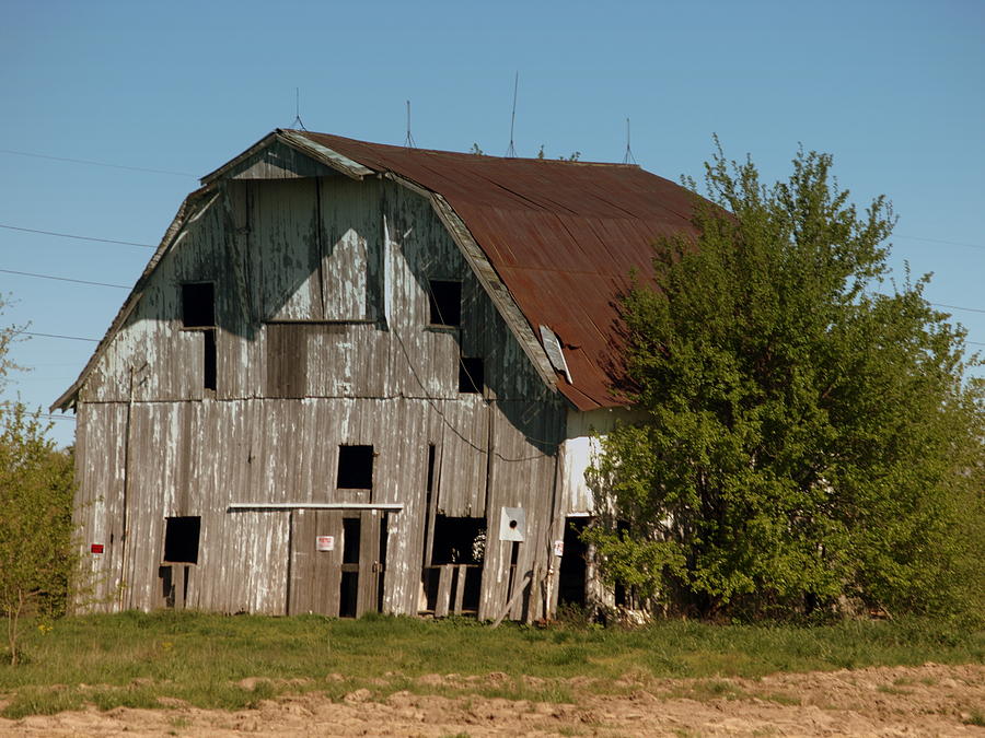 Barn in the Morning Photograph by Mike Stanfield - Fine Art America