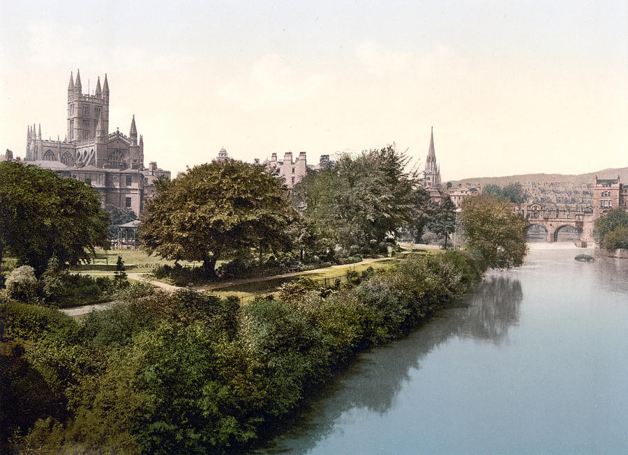 Bath - Somerset - England - View of Abbey from Bridge Photograph by International  Images