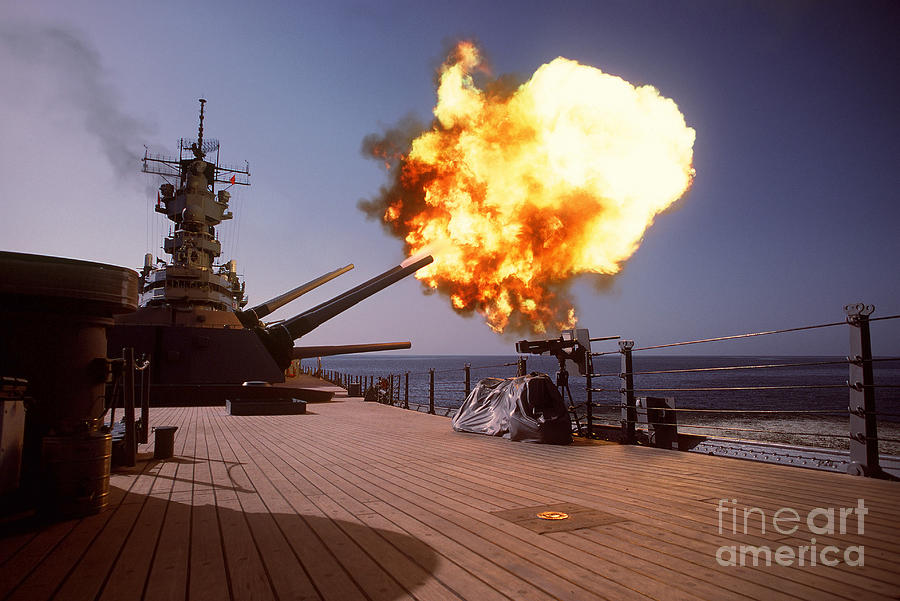 Battleship Uss Wisconsin Fires One Photograph by Stocktrek Images