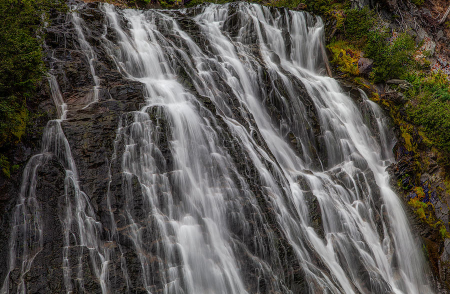 Beautiful Narada Falls Mt Rainier Photograph by Tommy Farnsworth