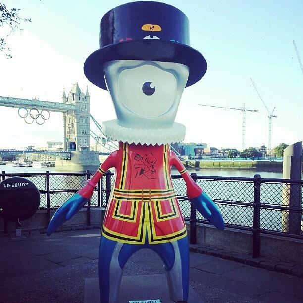 Beefeater Photograph - Beefeater Mandeville by Lynda Larbi