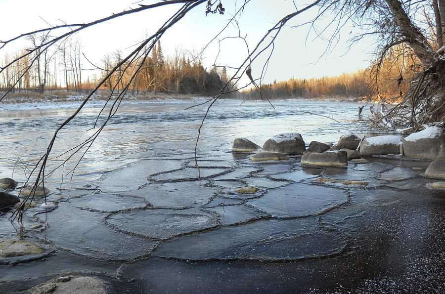 Beginning of Mississippi River Ice Photograph by Kent Lorentzen