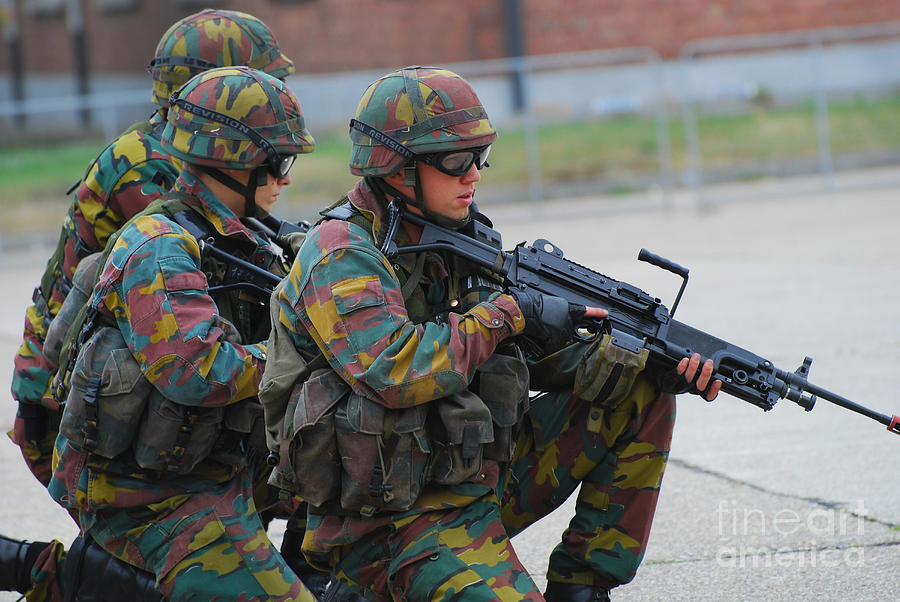 belgian-infantry-soldiers-in-training-luc-de-jaeger.jpg