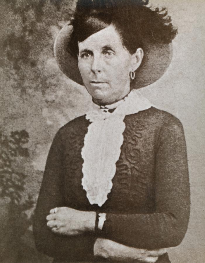 Belle Starr 1848-1889, A Western Outlaw Photograph by Everett - Fine ...