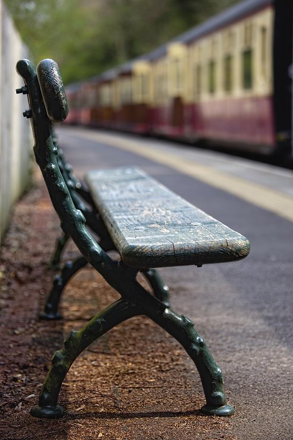 thomas the train bench