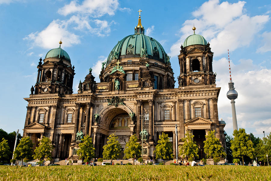 Русский язык берлин. Берлинер дом. Berliner dom презентация. Берлинский кафедральный собор на немецком языке кратко. Сообщение про Berliner dom кратко.