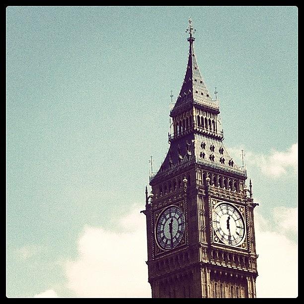 London Photograph - Big Ben #london #travel #sky #skyporn by Chris Mayo