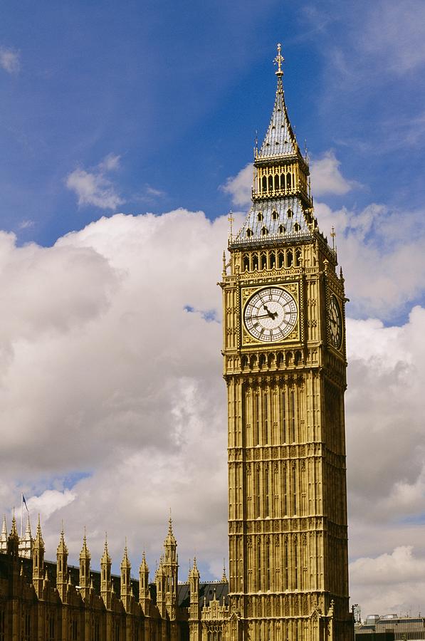 Big Ben, The Houses Of Parliament, London, England by Bilderbuch