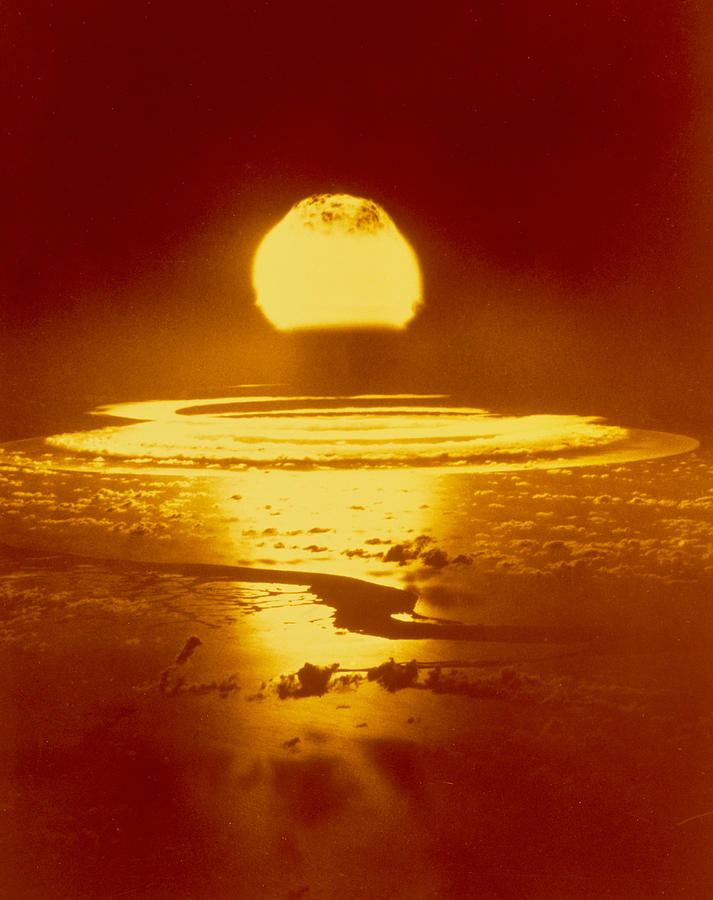 bikini atoll explosion