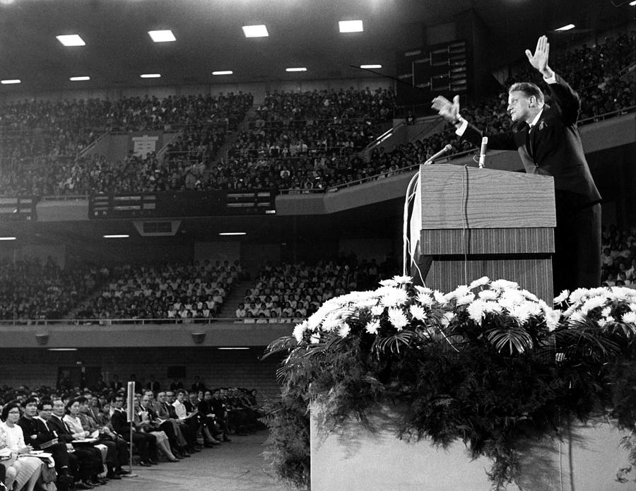 Flower Photograph - Billy Graham, Evangelist Preaching by Everett