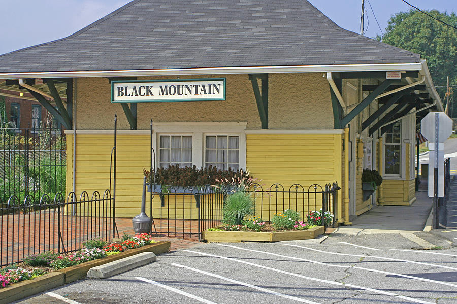 Black Mountain Train Depot Photograph by Lou Belcher