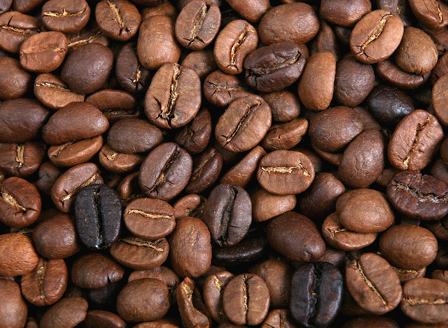 Blend of roasted coffee beans Photograph by Paul Cowan