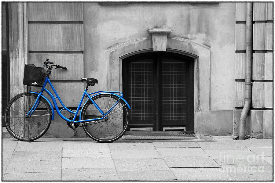 kelley blue bike