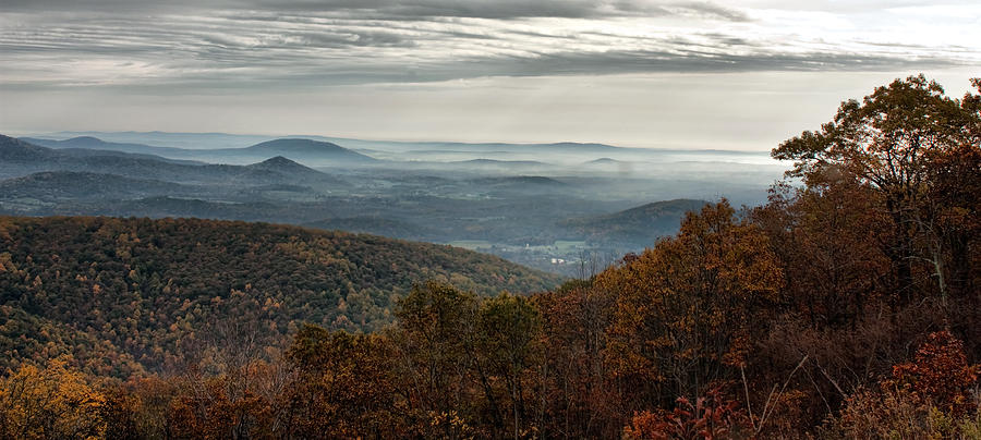 Blue Ridge Mountains Photograph by Farol Tomson