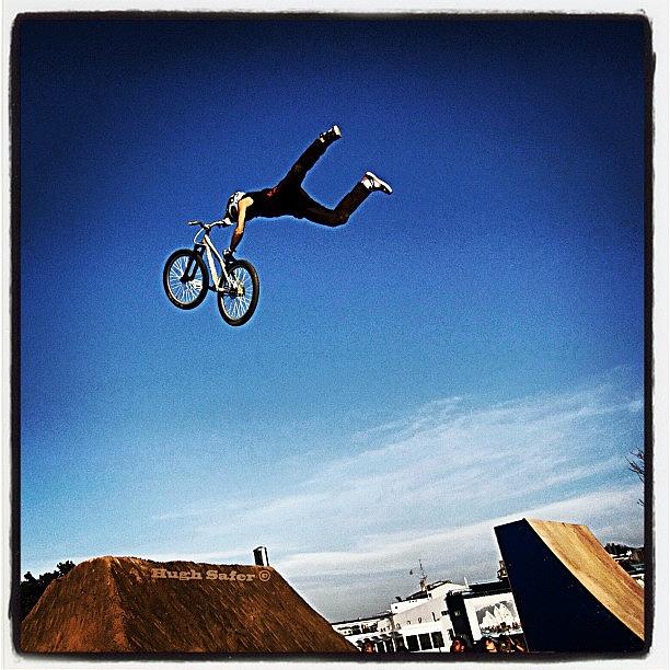 Sports Photograph - Bmx O Marisquiño 2011 #bmx #boy #jump by Hugo Sa Ferreira