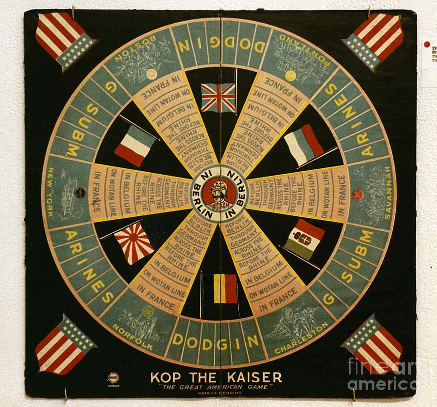 Board Game: Kop The Kaiser Photograph by Granger