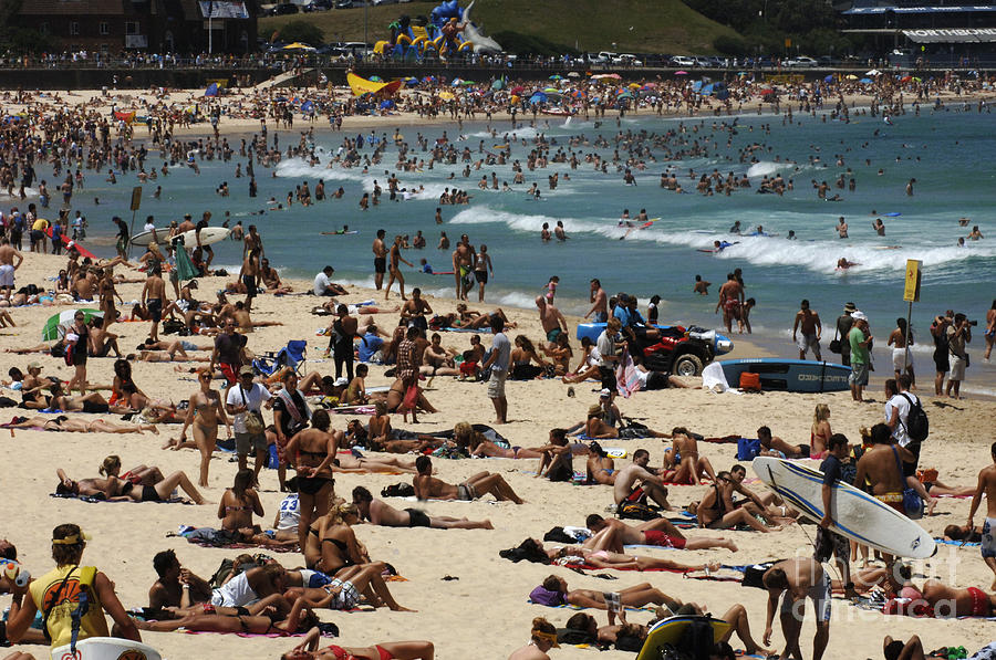 Sports Photograph - Bondi Beach Is Never Crowded Mate by Bob Christopher
