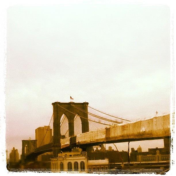 Brooklyn Bridge Photograph - Brooklyn bridge by Anthony Chin